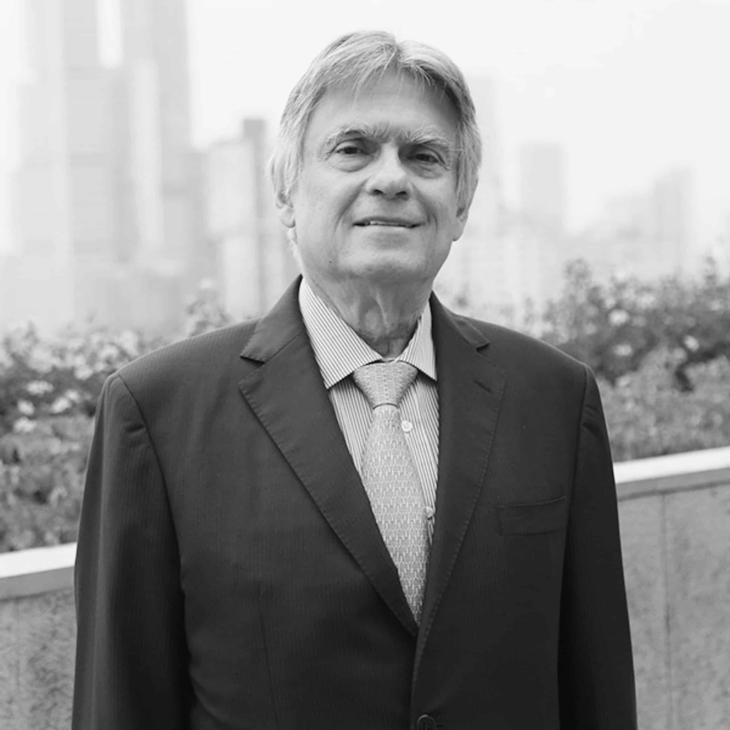 Dr. Ramiro Bejarano Guzmán